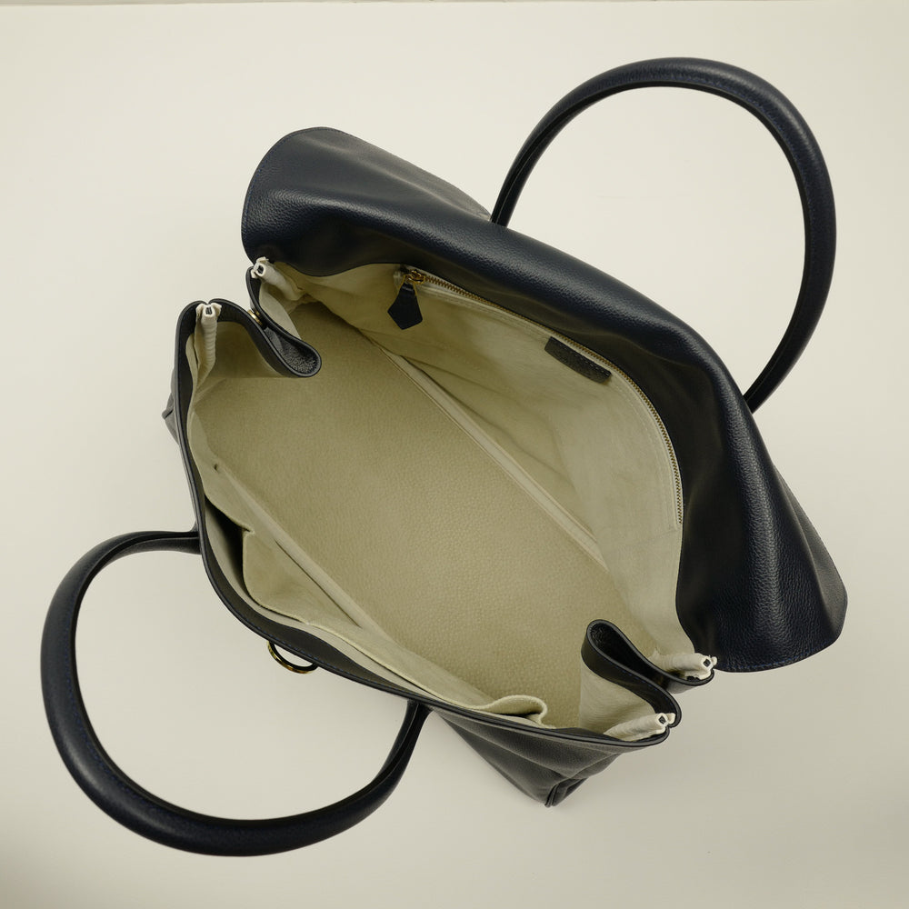 981 Tote Bag with Flap in Navy Calf