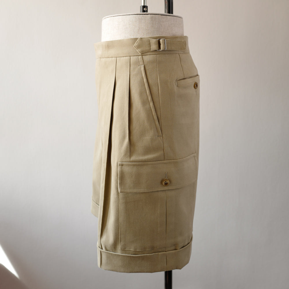 C1 Shorts in beige cotton