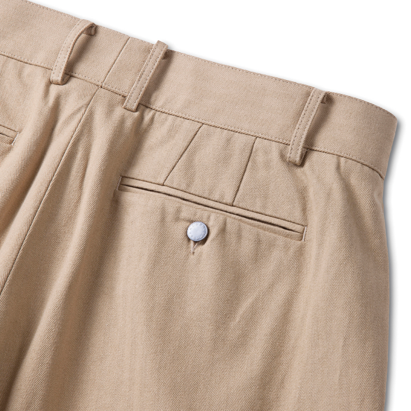 Pieghe Cotton Shorts in Beige Herringbone