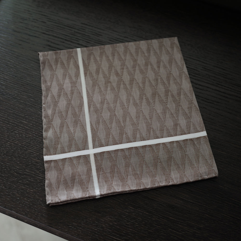 Nocturne Pocket Square in Brown