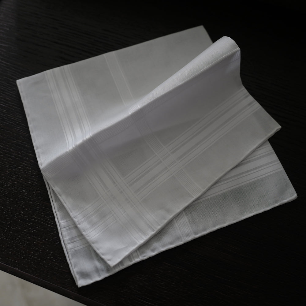 Renaissance Pocket Square in White
