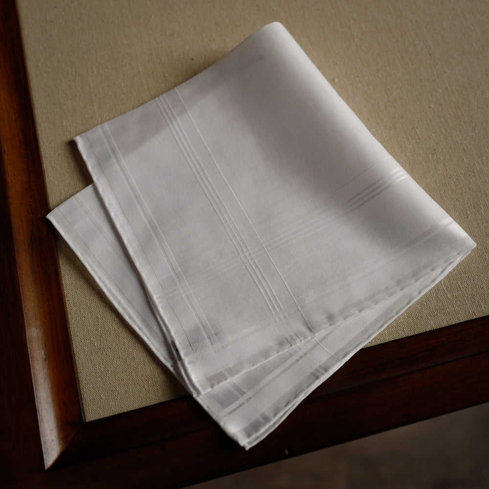 Sarabande Pocket Square in White