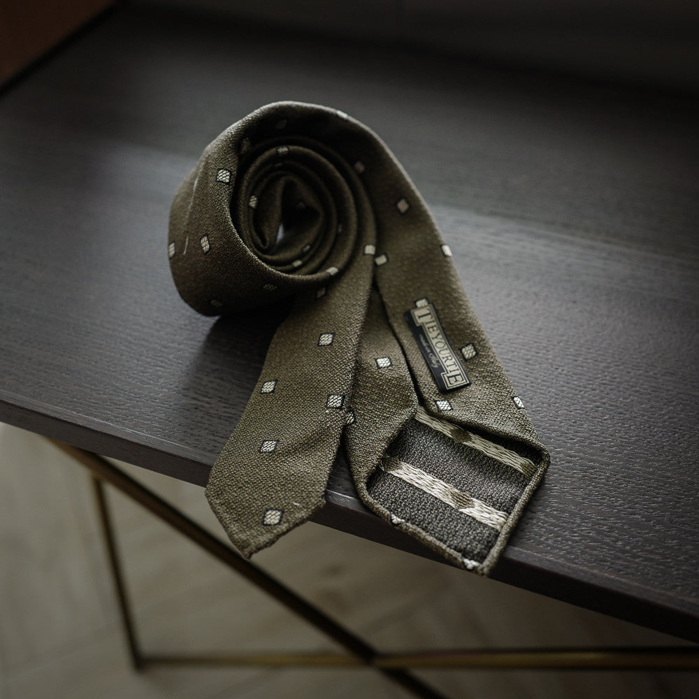 Olive Green Seven-Fold Woven Silk Tie with Diamond Motif