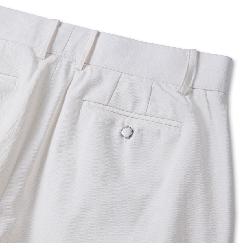 Pieghe Cotton Shorts in Ivory Herringbone