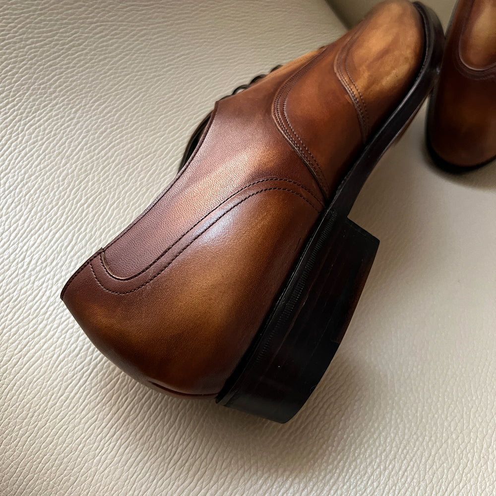 Borage in Antiqued Brown