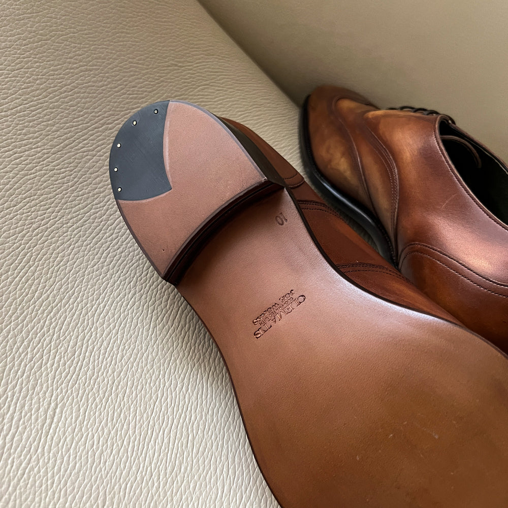 Borage in Antiqued Brown