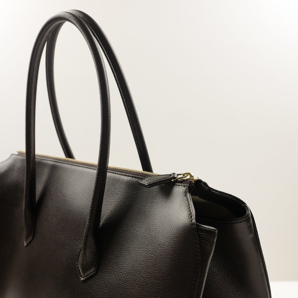 1162 Classic Tote Bag with Zip in Dark Brown Calf