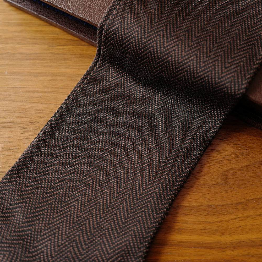Brown Cotton over-the-calf Socks with Herringbone Pattern