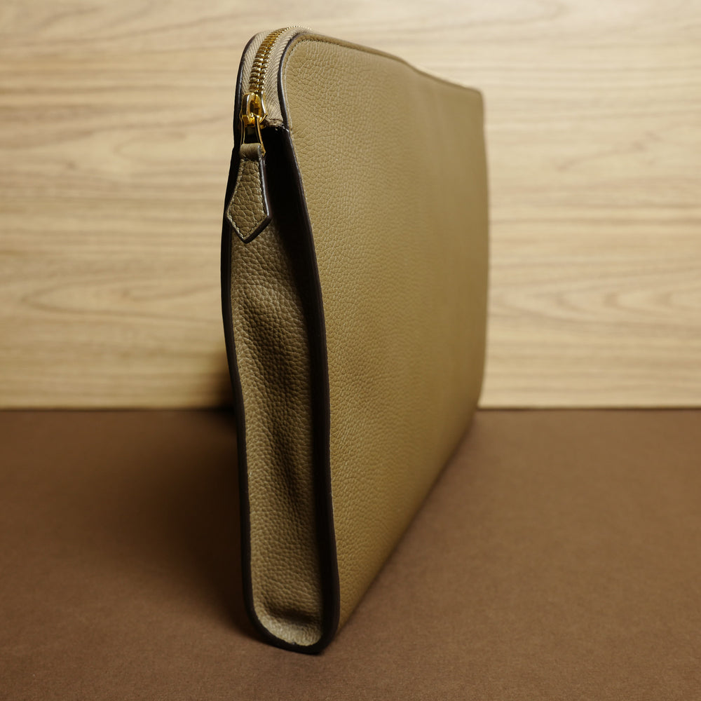 934 Document Case in Taupe Calf
