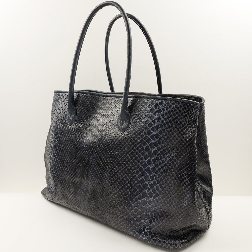 941 Classic Tote Bag in Navy Python