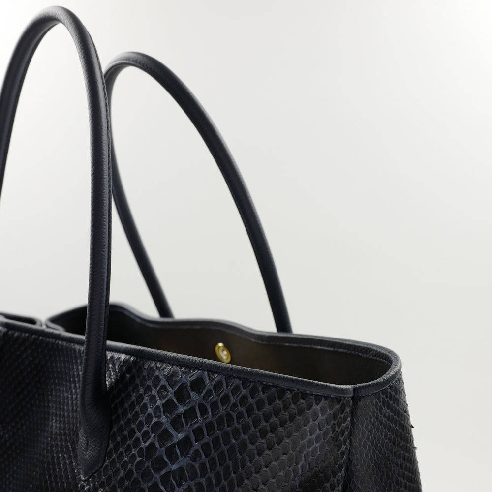 941 Classic Tote Bag in Navy Python