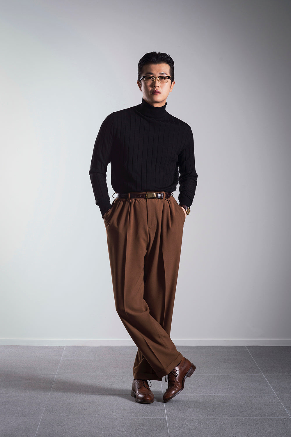 Shirring Trousers in Brown