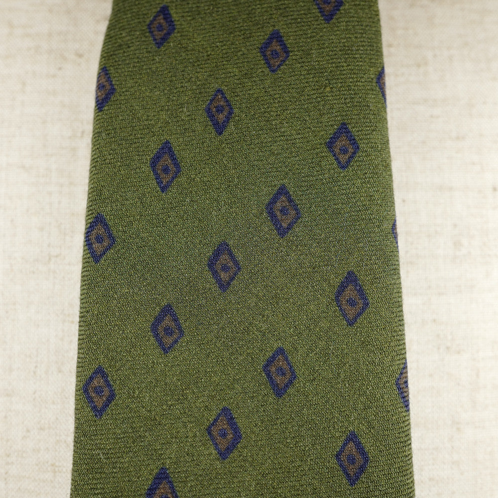 Olive Wool Six-Fold Tie with Diamond Print