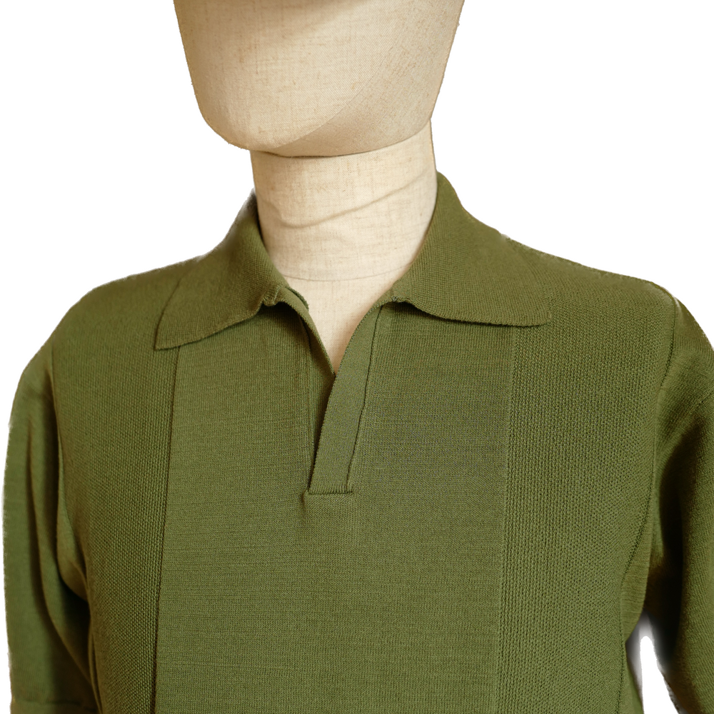 Open Collar Knit Polo in Green