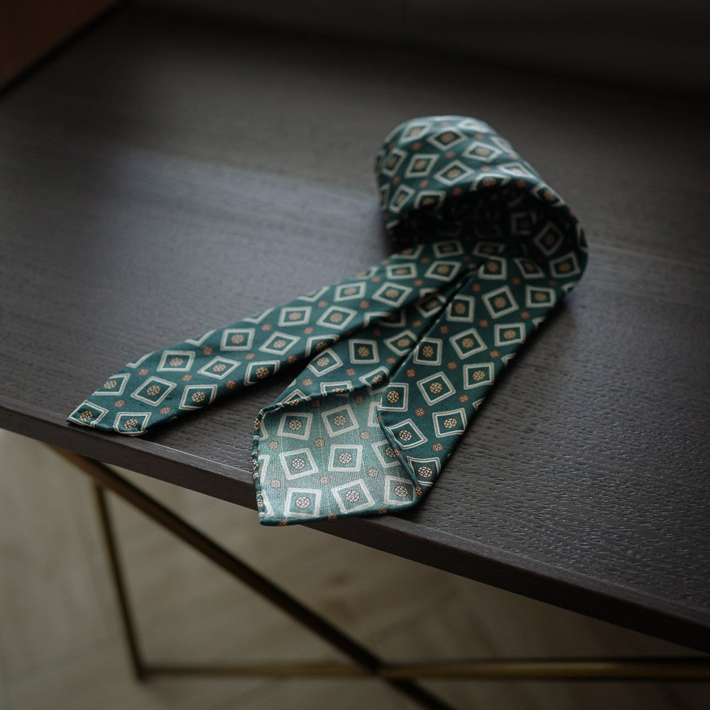 Green Seven-Fold Silk Tie with Medallion Print