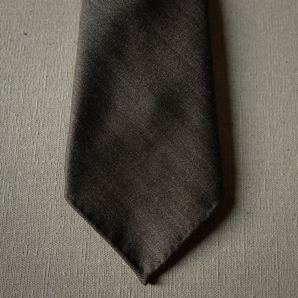 Brown Undyed Escorial Wool Tie with Herringbone Pattern