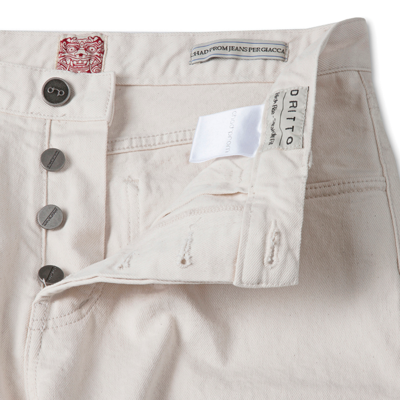 Dritto Jeans in Ecru
