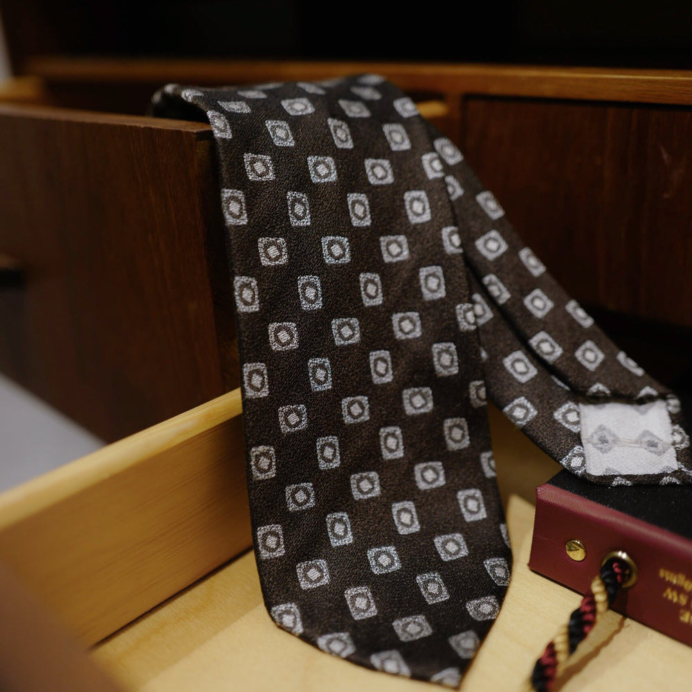 Brown Seven-Fold Woven Linen/Silk Tie with Diamond Motif